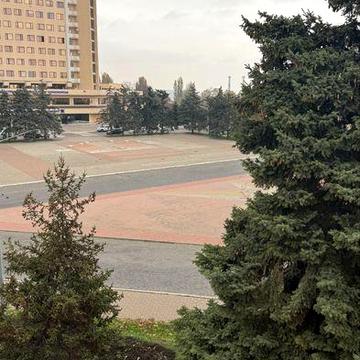 Продажа 2-х кімнатной квартири , сталинка