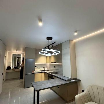 Бельведерська вул., 40-Б