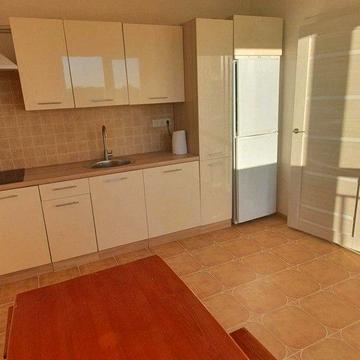 Метрологічна вул., 62