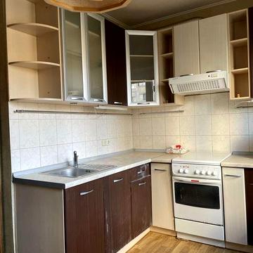 3к.кв, П. Поле, м. Ботанічний Сад, вул. Станіслава Портали(Балакірєва)