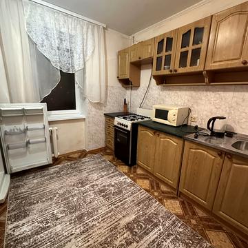 Василя Симоненка вул., 9а