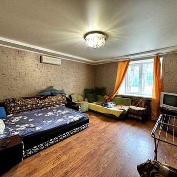 Оренда 2к квартири на Соцмісті з АВТОНОМКОЮ для ВІДРЯДНИКІВ