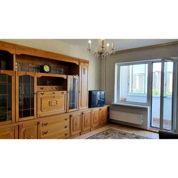 Ревуцького вул., 7