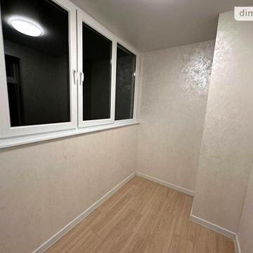 Продаж 1к Квартира Степана Бандери вулиця