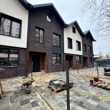 Василя Стуса вул. (Пушкінська), 31