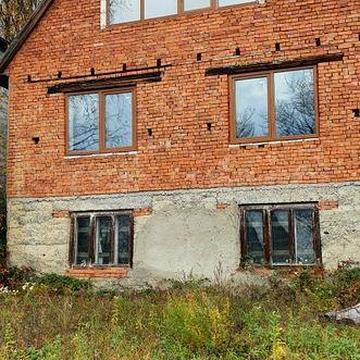 Дачний будинок в Оріховцях