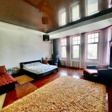 Генуезька вул., 36