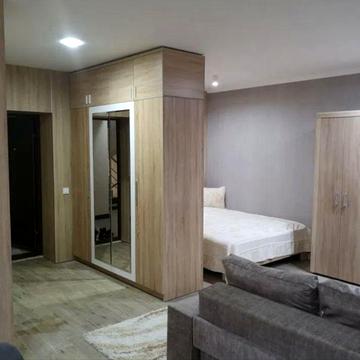 Оренда новобудови в центрі