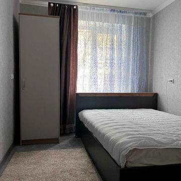 Здам 3х кімнатну квартиру по вул Київська