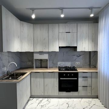 Гетьманська вул., 7