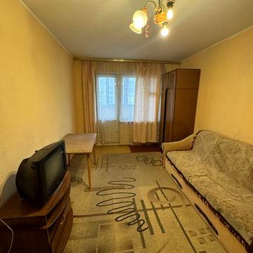 Продам 2 кім Троєщина, ТРЦ Район, вул Градинська, 10А