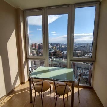 Дмитра Бортнянського вул. (27 Липня), 28