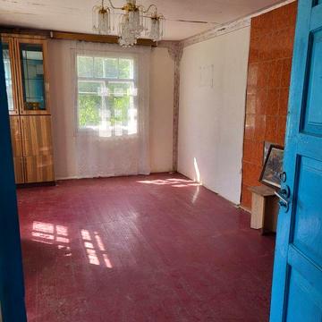 Продається будинок в с. Плужне, ділянка 25 соток.