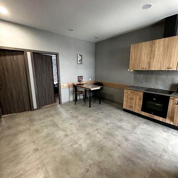 Сдам 3-х комнатную евроквартиру на Рабочей( Аллы Горской)