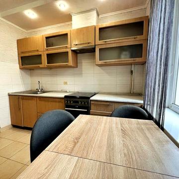 Трикімнатна квартира вулиця Грушевського ЖК Грушевського