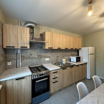 Воскресенський просп. (Перова), 48