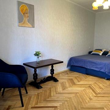 Аренда 1 км квартиры центр Печерск метро Арсенальная