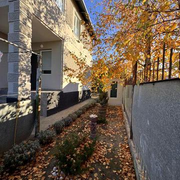 Продажа дома с ремонтом, 4 комнаты, 154м