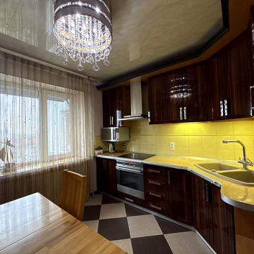 Середньофонтанська вул., 12а