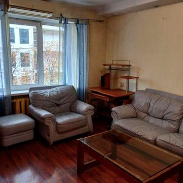 Термінова !!!Пр-т Берестейський 70 Двохкімнатна продаж.