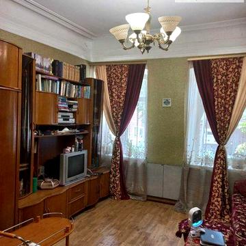 Продається однокімнатна квартира, вул. Віктора Чміленка