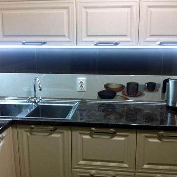 Будинок заходь та живи