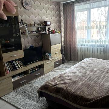 Молодіжна вул., 5