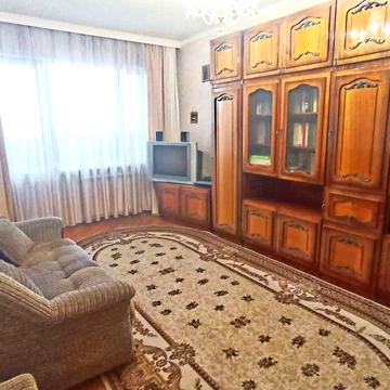 Здається 2 кімнатна квартира вул. Олександра Махова (колишня Жолудєва)