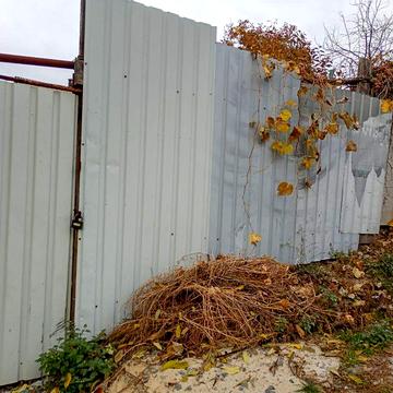 Продам участок в центральном  районе днепра