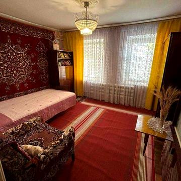 Дом 2 к.50 кв. ул.М.Морская-Кузнечная, отд.двор,автономное,гараж чисто