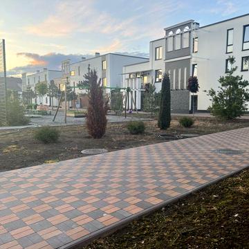 Здам двокімнатну квартиру, з власним двориком. ЖК Персія. Новобудова