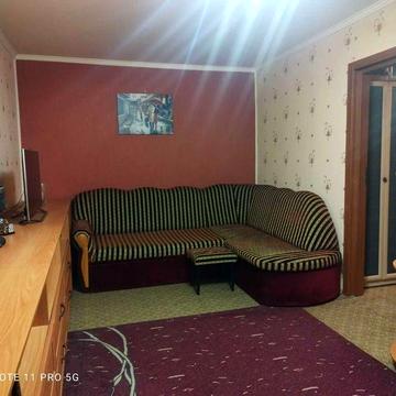 Продам  уютную  2-х квартиру, на Терещенковской,27. Отличная локация.