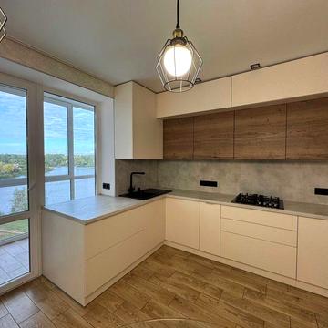 2 кімнатна квартира Стрілецька Набережна, 85 кв. м, ліс, річка