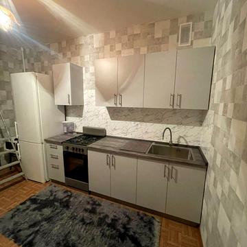 Добровольців вул. (Маршала Говорова), 1/2