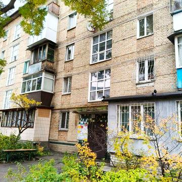 Воскресенка. Продам теплу 1 кімнатну квартиру з ремонтом