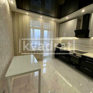 Драгоманова вул., 10