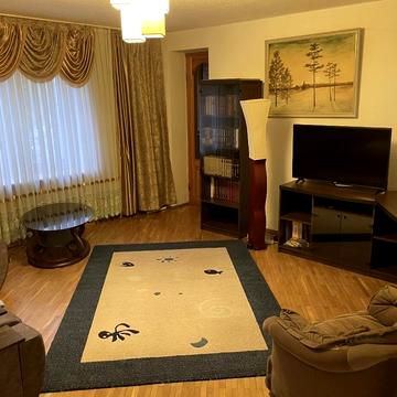 Леся Курбаса просп., 1-А