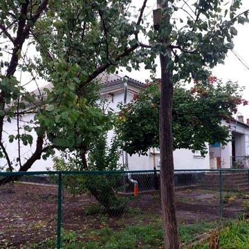 Безпечна велика евро 1 комн кварт на землі  або поміняю на Одесу