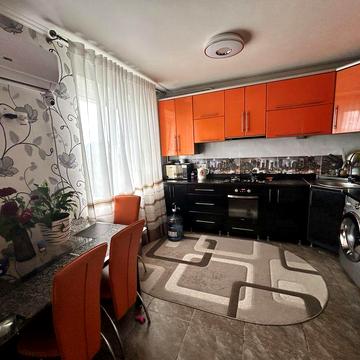 Продам 3-х кімнатну квартиру з автономним опаленням