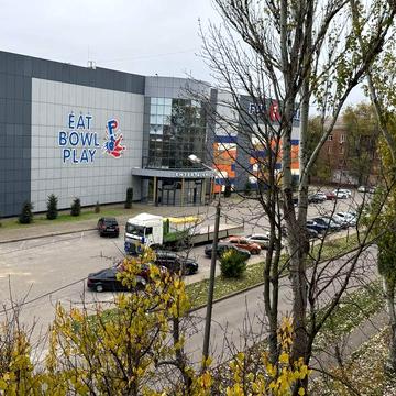 Продається 3 кімнатна квартира на 96 кварталі .