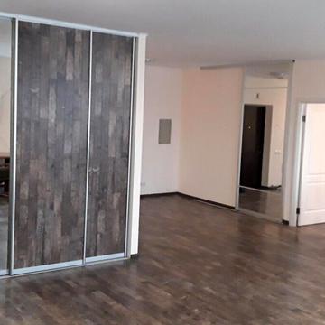 Саперно-Слобідська вул., 22