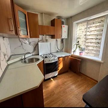 Батумська вул., 5