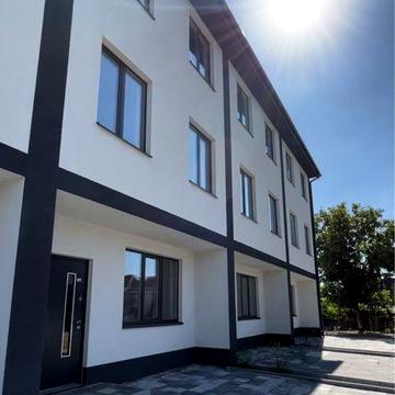 Продам ТАУНХАУС в центрі Вишневого без ремонту БЕЗ КОМІСІЇ