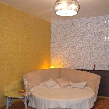 Братська вул., 10