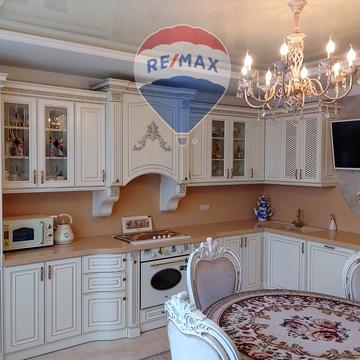 Миколи Амосова вул., 4