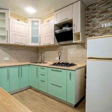 Продам 2к квартиру ул. Семафорная. Можно безналичный расчёт.