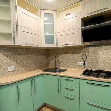 Продам 2к квартиру ул. Семафорная. Можно безналичный расчёт.