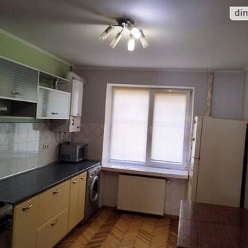 Довгострокова оренда 3к Квартира Золотогірська вулиця