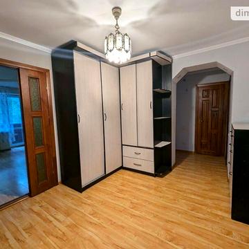 Довгострокова оренда 3к Квартира Золотогірська вулиця