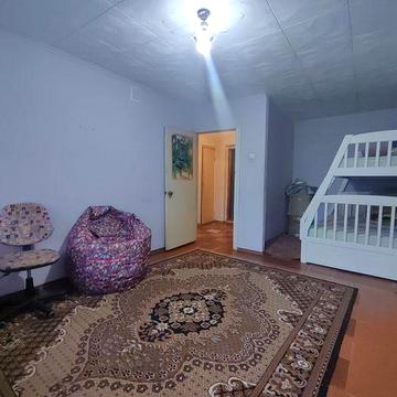 Сдам 1-ком Кр. Камень, гостинка, этаж 3/16 эт. Б.Рубиновый,7